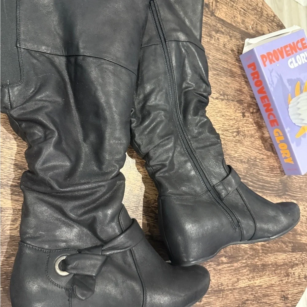 BareTraps Black Over the Knee Boots with Slouchy‎ Design